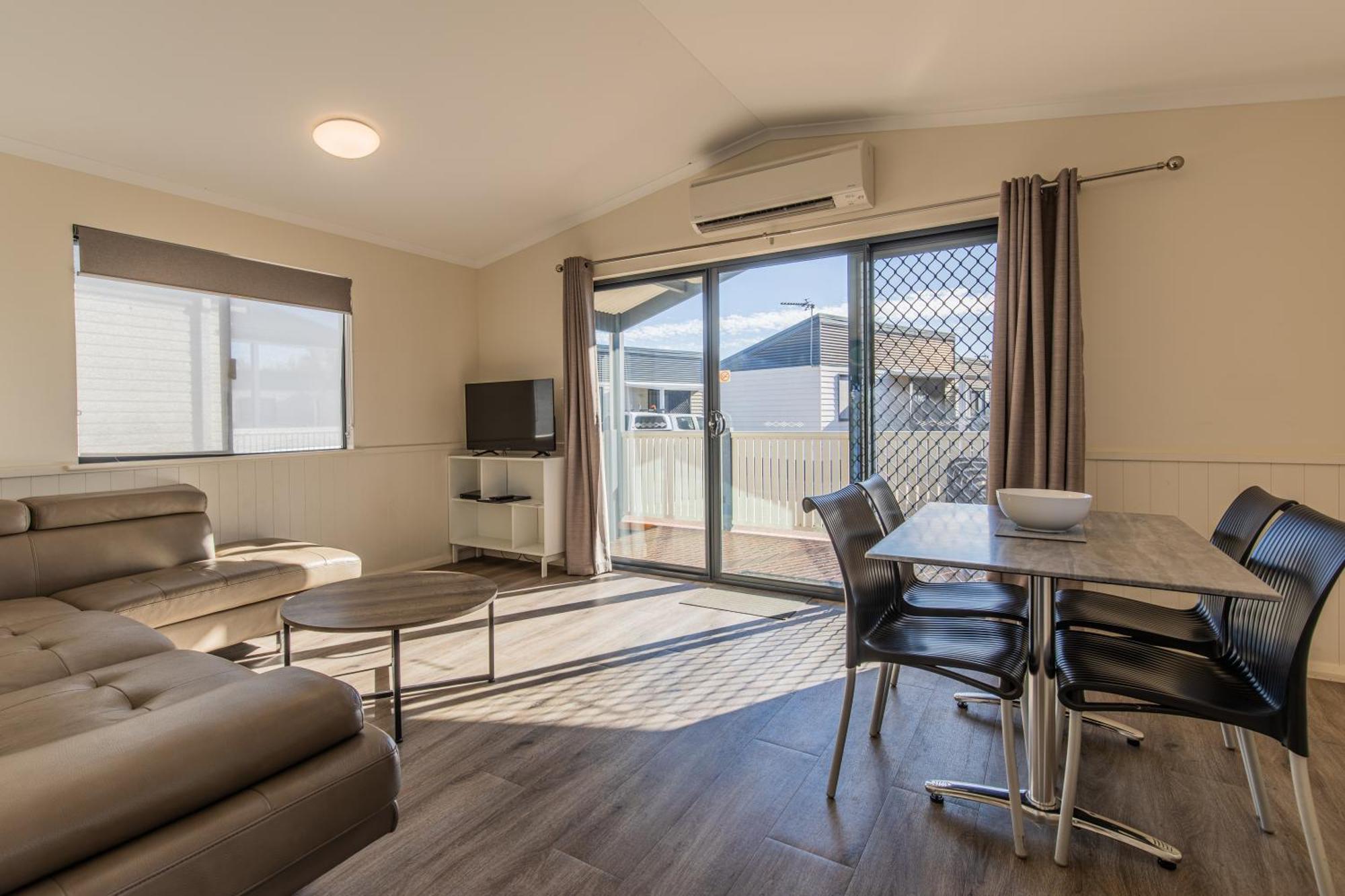 מלון Jurien Bay Tourist Park מראה חיצוני תמונה